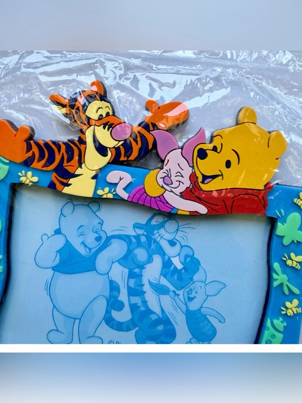 Vintage 2001 Disney Winnie the Pooh 3D Magnetic Frame Tigger Piglet NOS FLOMO